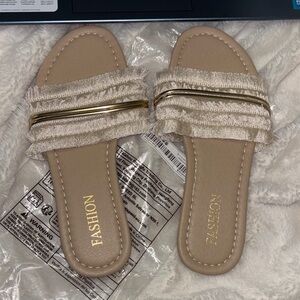 SHEIN Beige Fringe Slide Sandals with Gold Bar